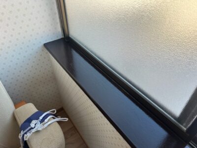 碧南市　室内サッシの面台塗装