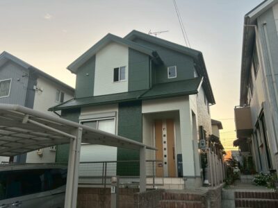 高浜市　E様邸　外壁、屋根塗装工事　コーキング工事